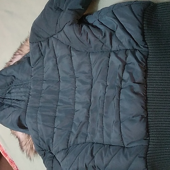 American Eagle hooded winter coat, Size Medium, Green - Picture 7 of 7